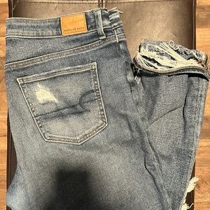 AE Tomgirl Stretch Jeans Size 12